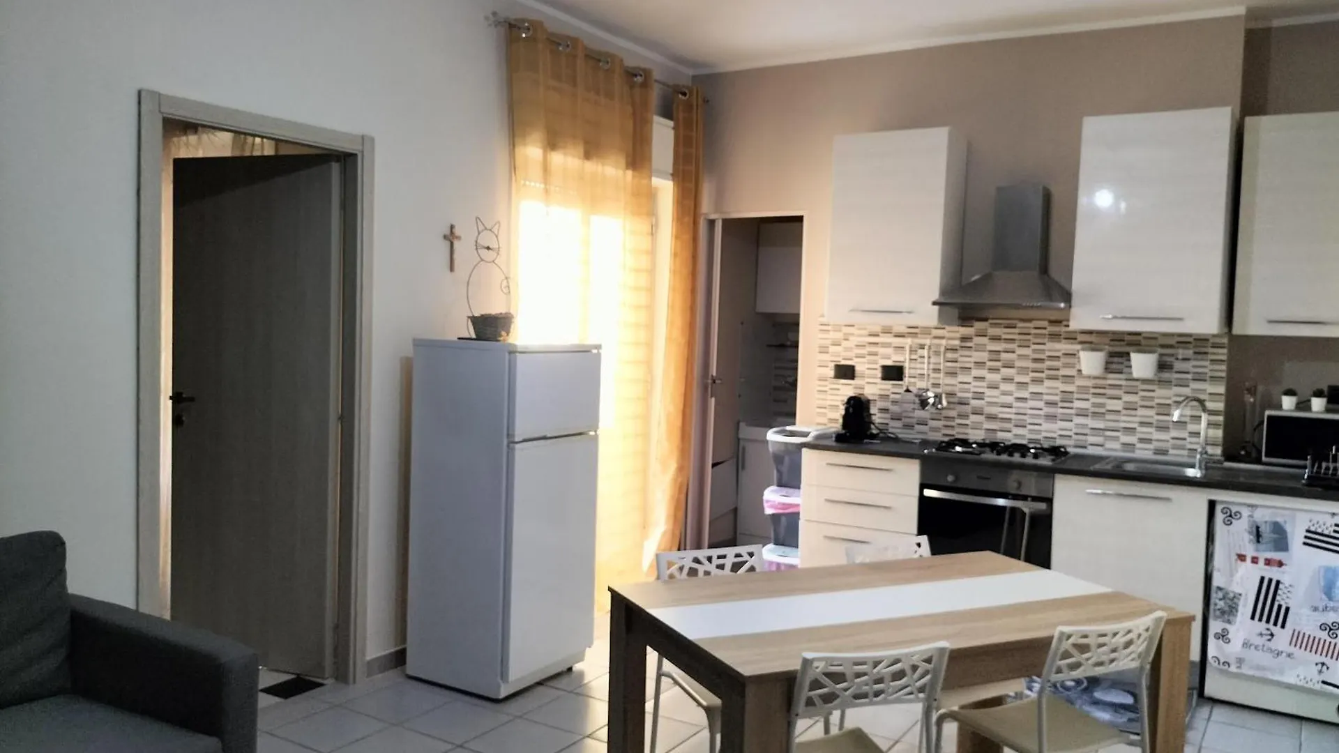 شقة Damm House جيارديني ناكسوس 0*,  إيطاليا
